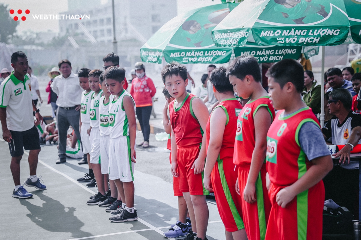 Chung kết bóng rổ Festival trường học 2019 cấp Tiểu học: Thiên Hộ Dương đại thắng Chung kết bóng rổ Festival trường học 2019 cấp Tiểu học: Thiên Hộ Dương đại thắng